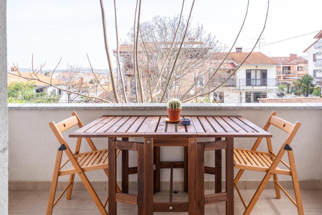 Alto 1 Studio Apartment Ровінь Екстер'єр фото